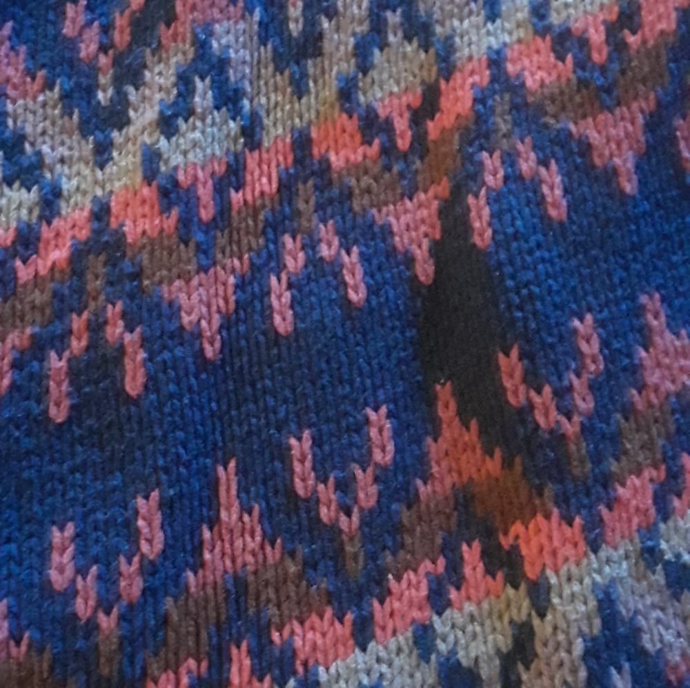 Dark blue navajo sweater - Picture 3 of 5